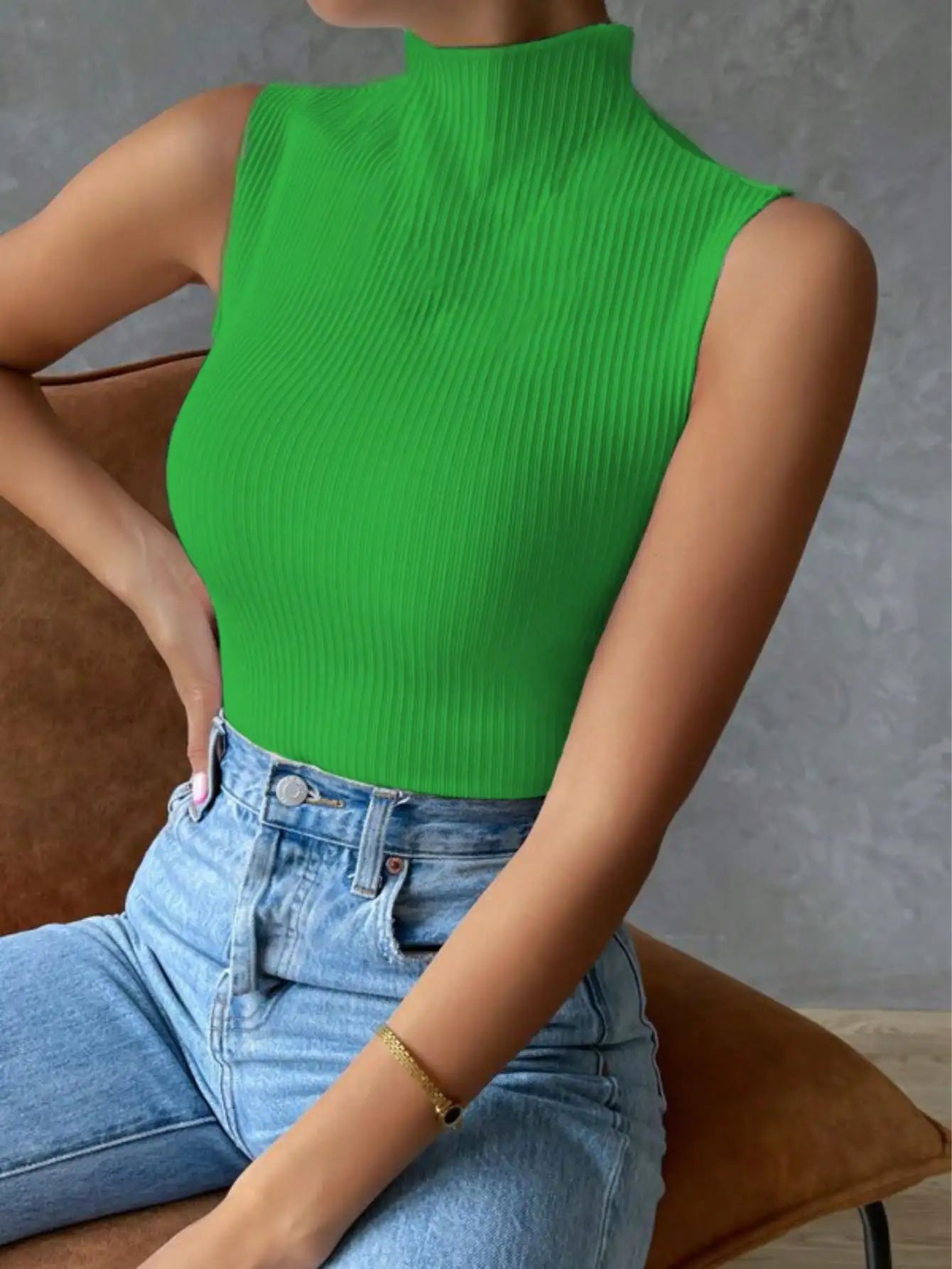 High-Neck Tank