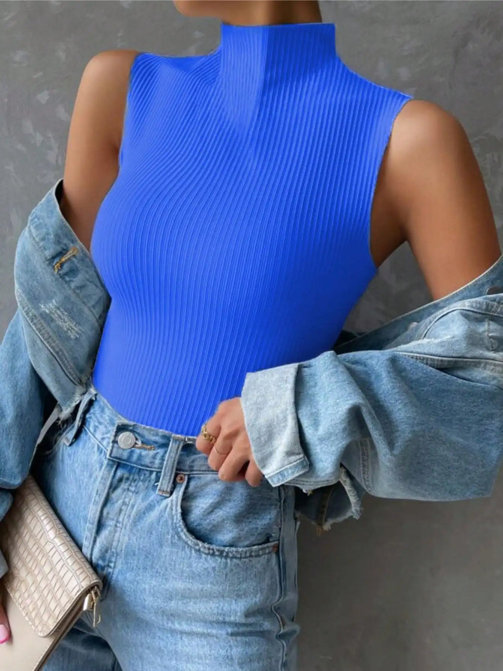 High-Neck Tank