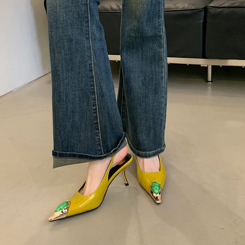 POINTY-TOE•LEATHER•PUMPS