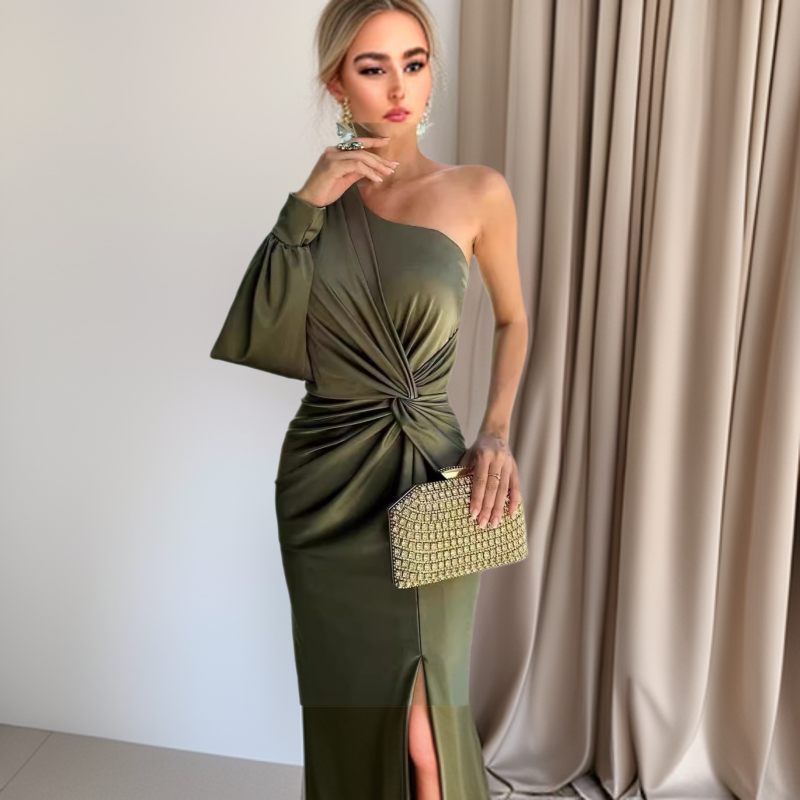 Trenches of Mariana summer slim fit dress with inclined shoulder knot, split design, solid color, and stylish cross-border fashion.