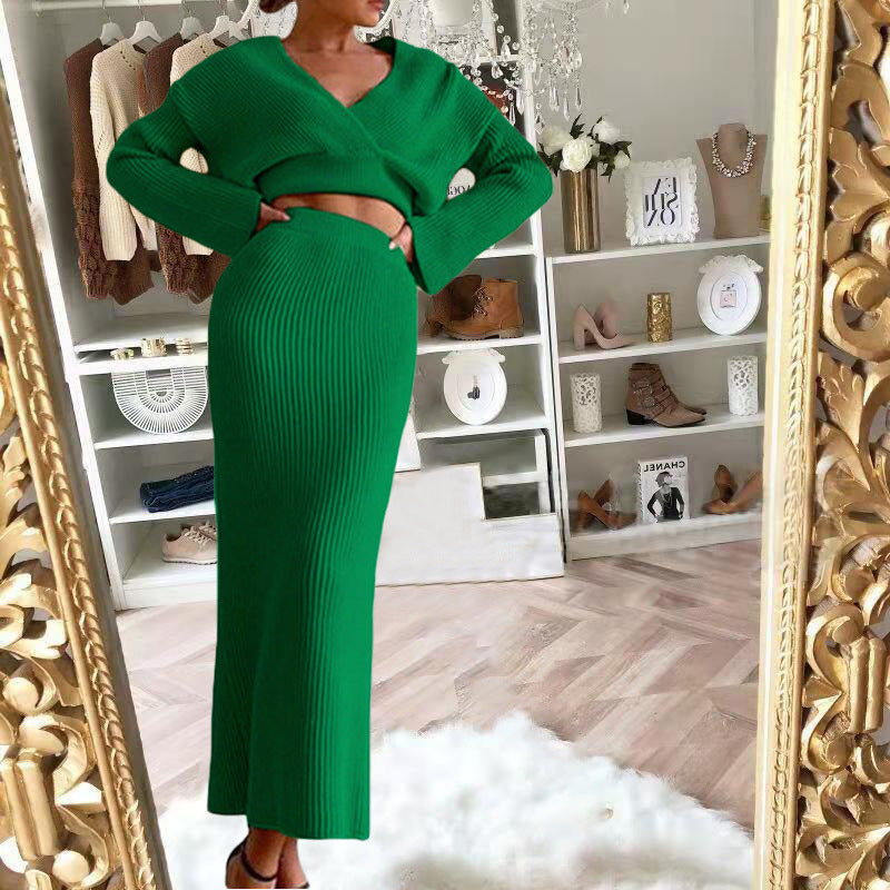 European Long-Sleeved V Neck Casual Three-Quarter Sweater + Mid-Length Skirt for Women Suit