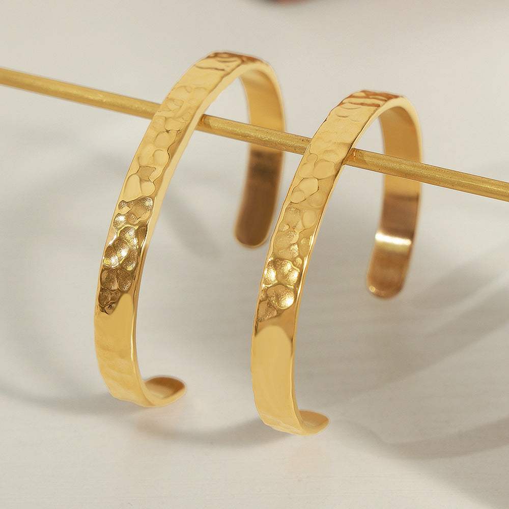 Hammered Texture Design Titanium Steel Gold-Plated Open Bracelet