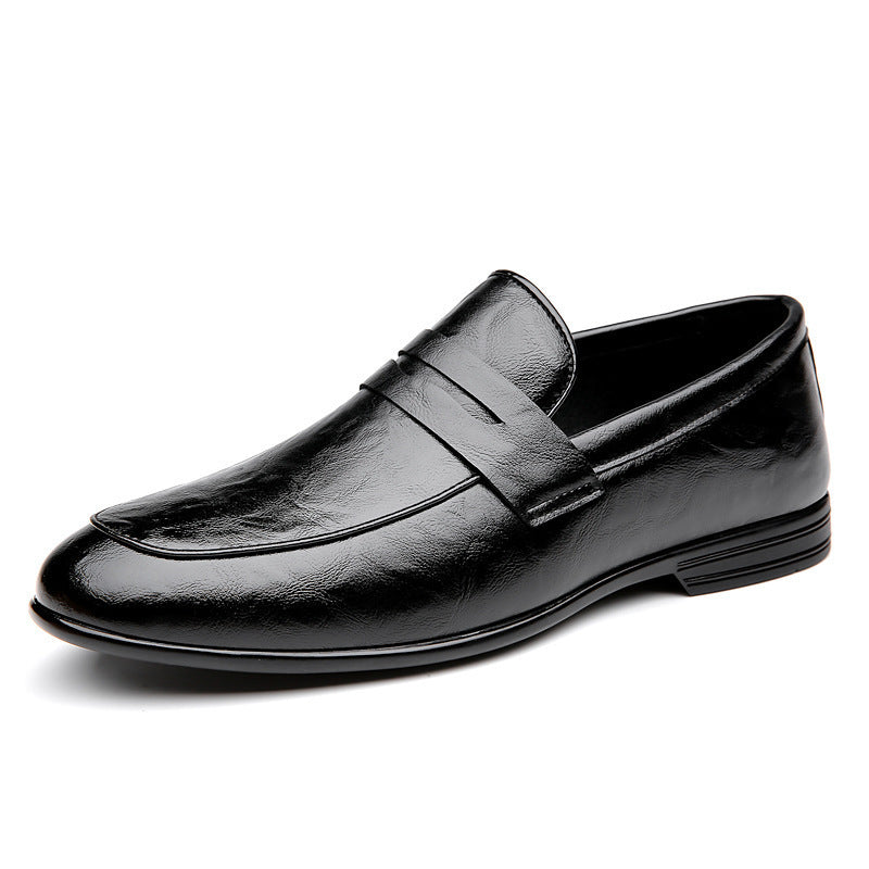 Men's British style bean shoes by Trenches of Mariana, solid color casual leather slip-on shoes with cowhide material.