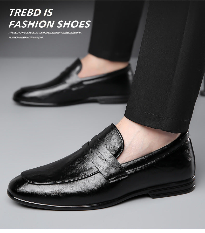 Men's British style bean shoes by Trenches of Mariana, casual leather slip-ons in solid color with cowhide finish.