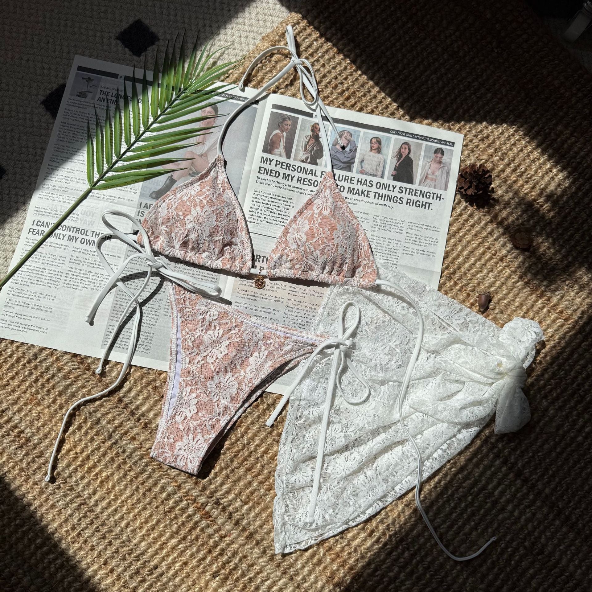 Trenches of Mariana 2025 European-American lace mesh three-piece swimsuit with short skirt, bikini top and bottom, composite fabric.