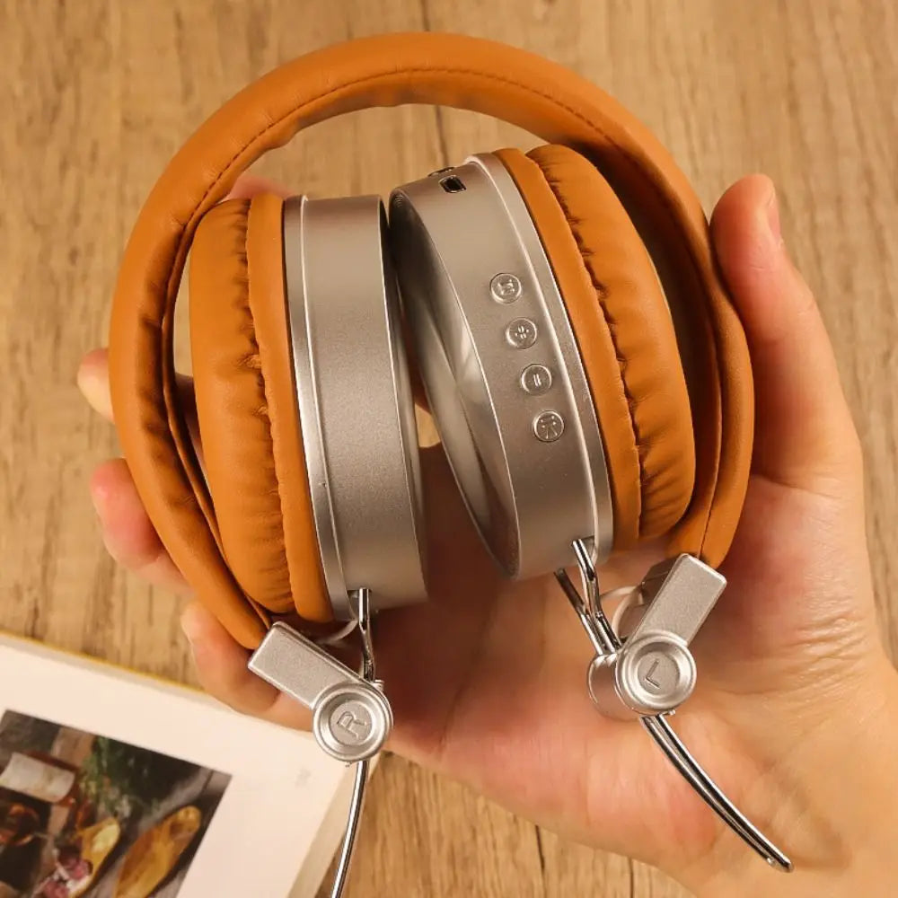 Classic HIFI Retro Wireless Headset Foldable Millennium Wind Wireless Headphones Vintage Brown Retro Headphone Lisening Music