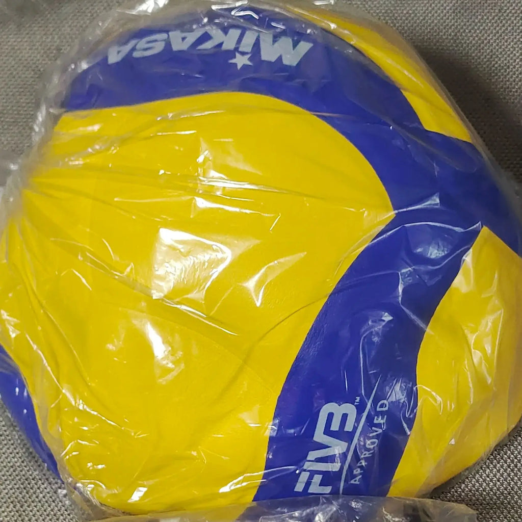 Trenches of Mariana New Year Gift Model 330 competition volleyball for indoor and outdoor professional volleyball games.