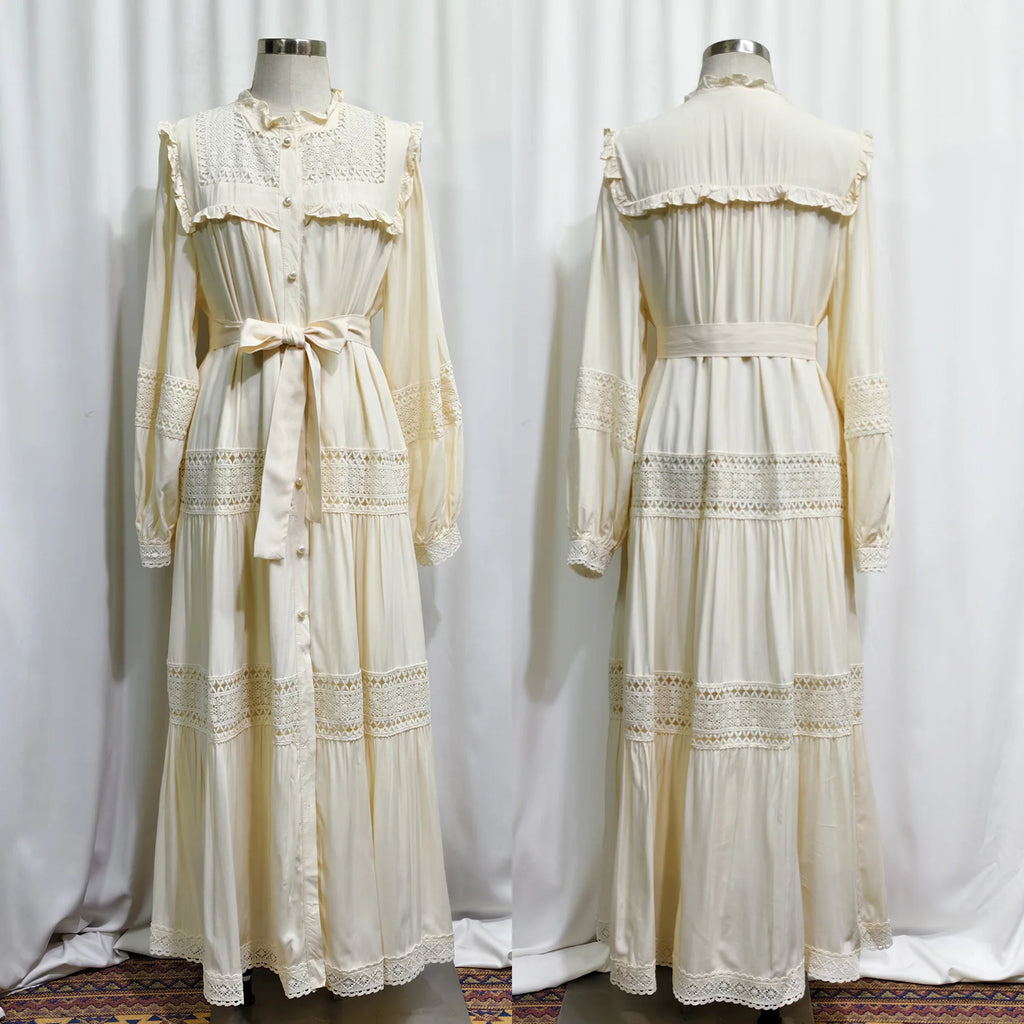 Lace dress for women by Trenches of Mariana featuring intricate lace-up design, long Eid Muslim abaya, Moroccan Dubai kaftan robe